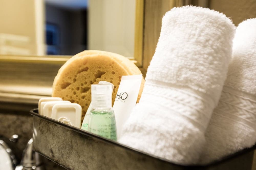 Bathroom amenities