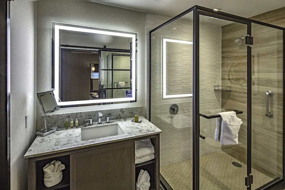 Bathroom shower