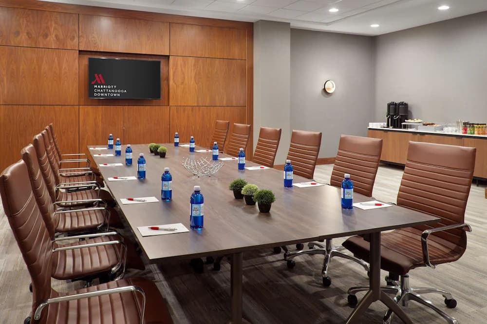 Meeting facility