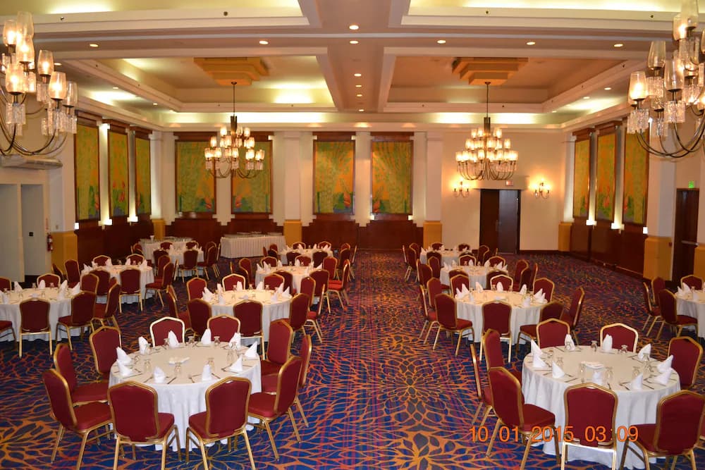 Banquet hall