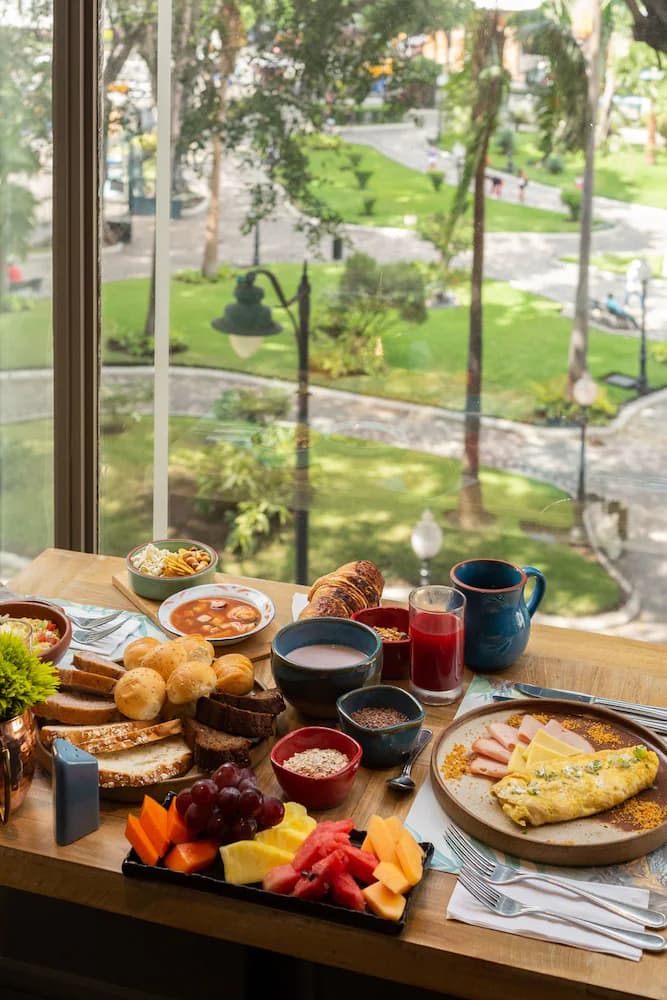 Breakfast meal