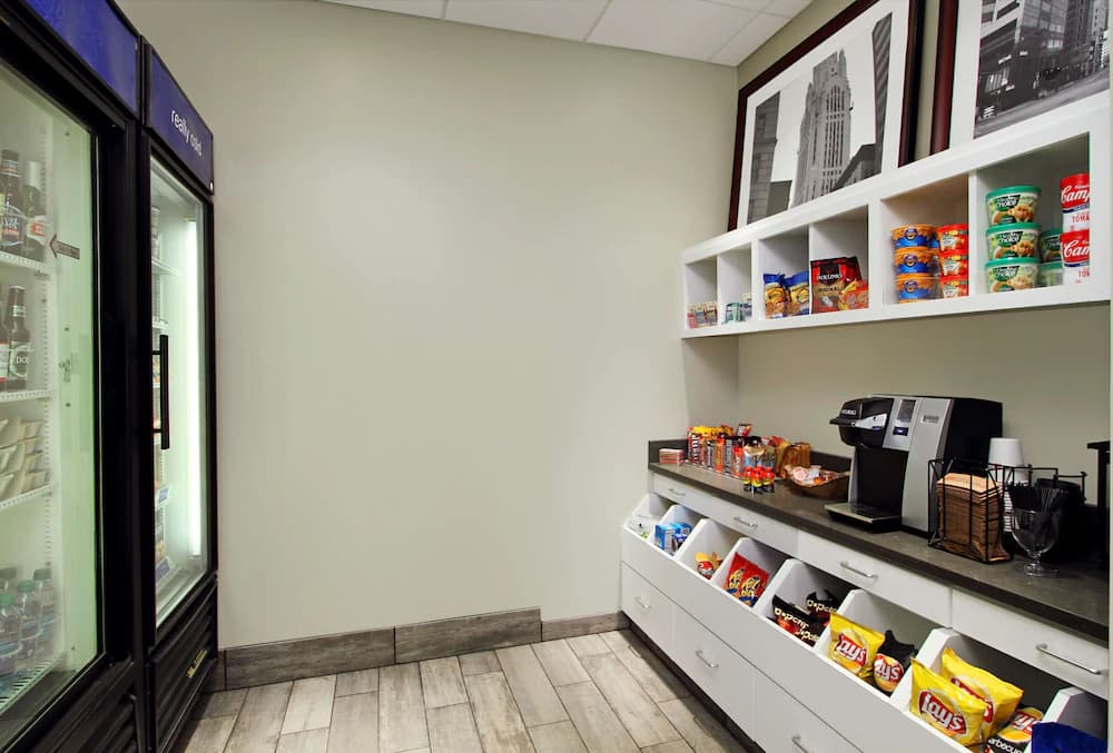 Snack bar