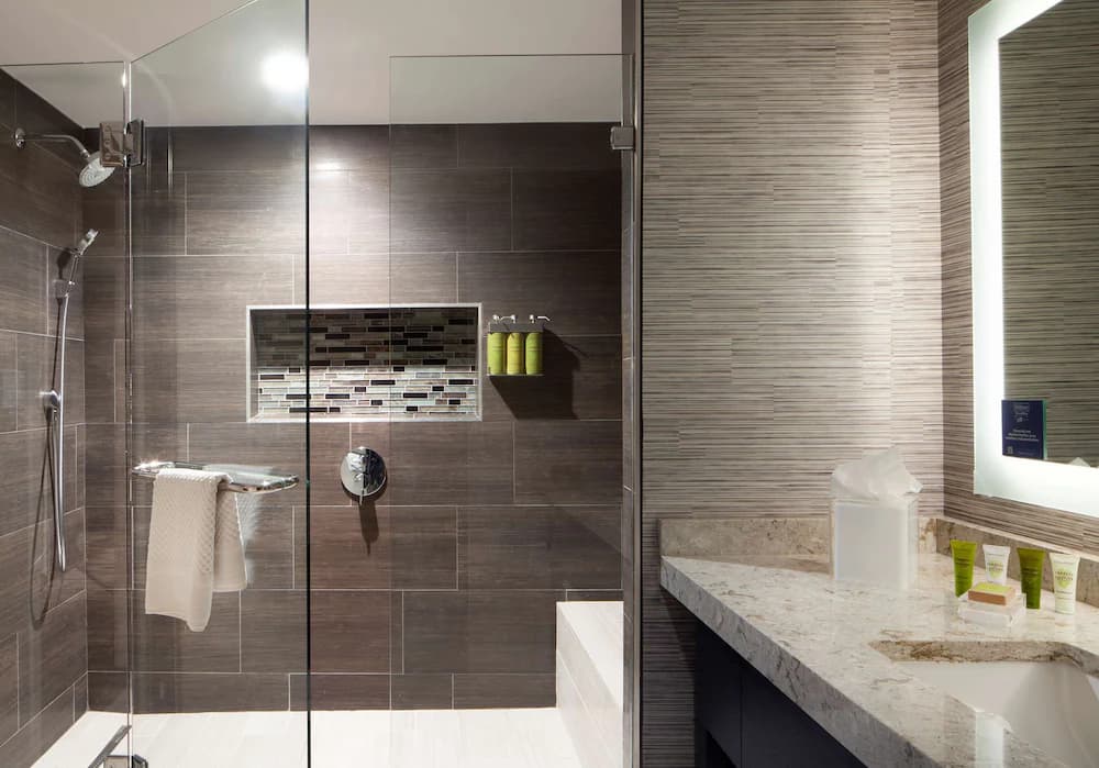 Bathroom shower