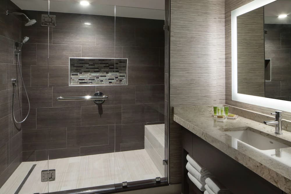 Bathroom shower