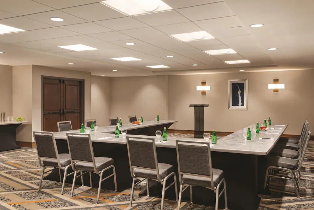 Meeting facility