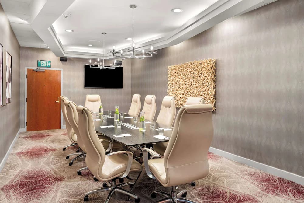 Meeting facility