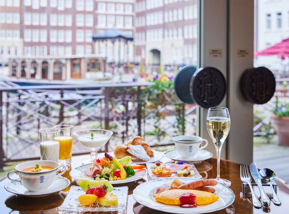 Breakfast buffet