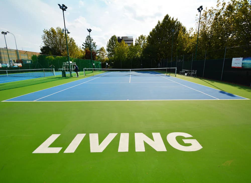 Tennis court