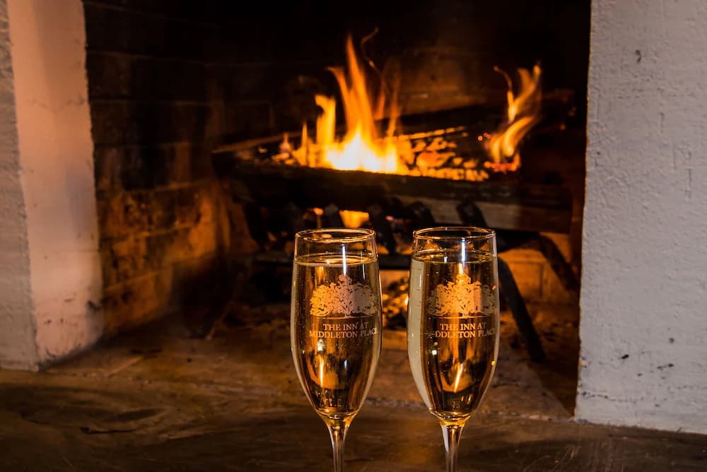 Champagne service