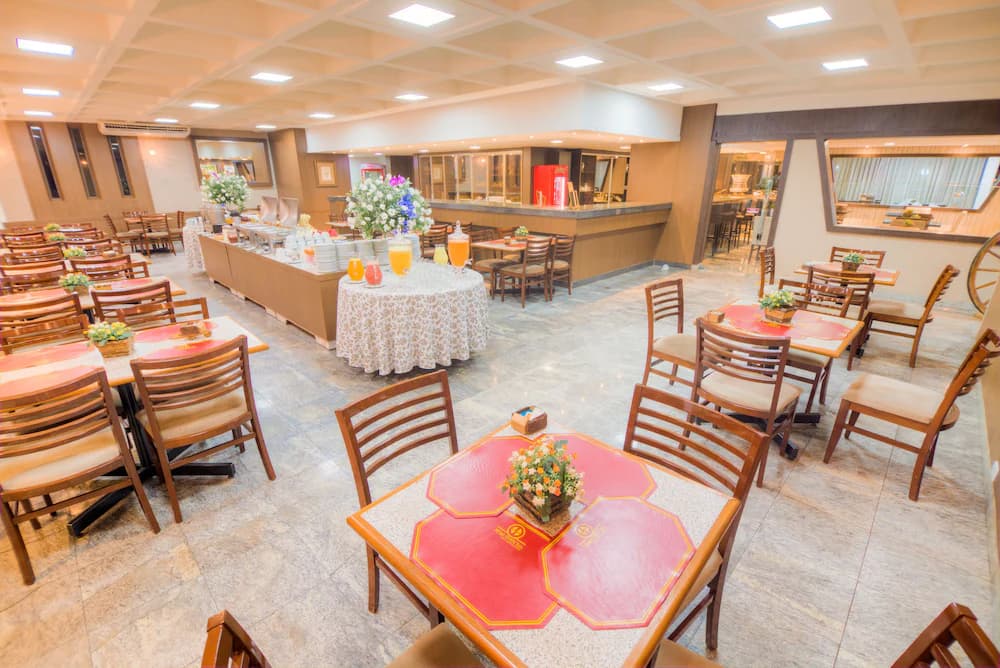 Food court
