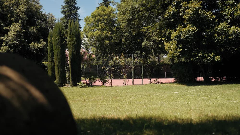 Tennis court