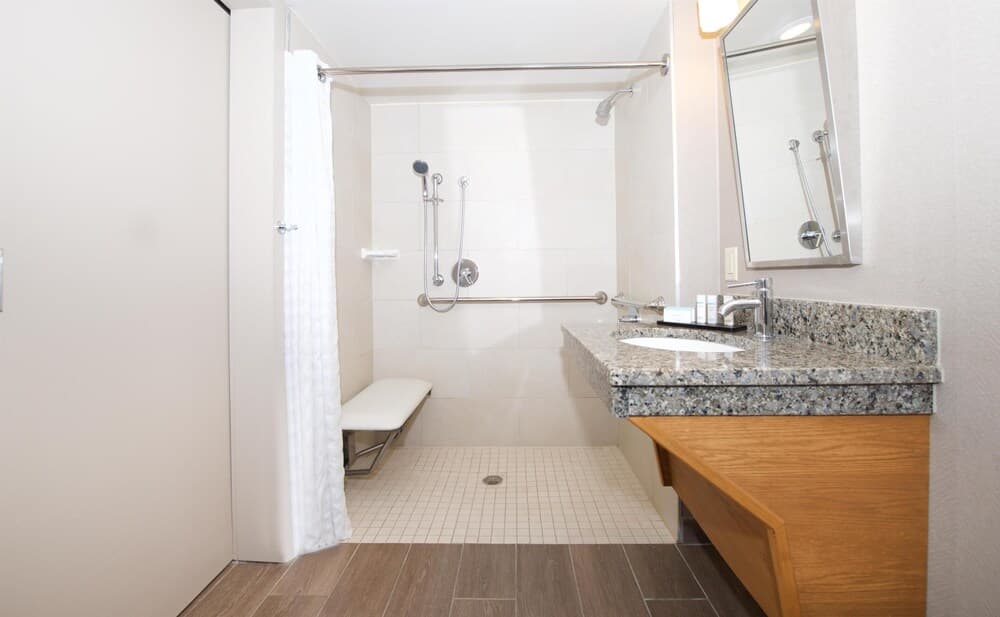 Bathroom shower