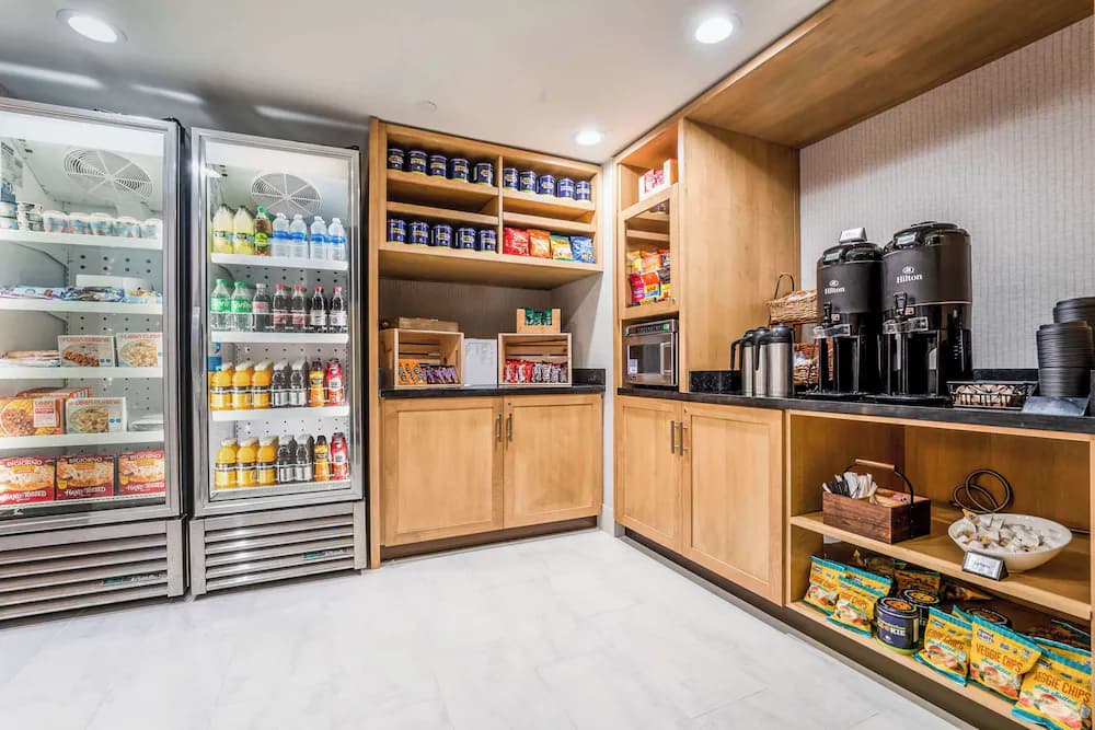 Snack bar