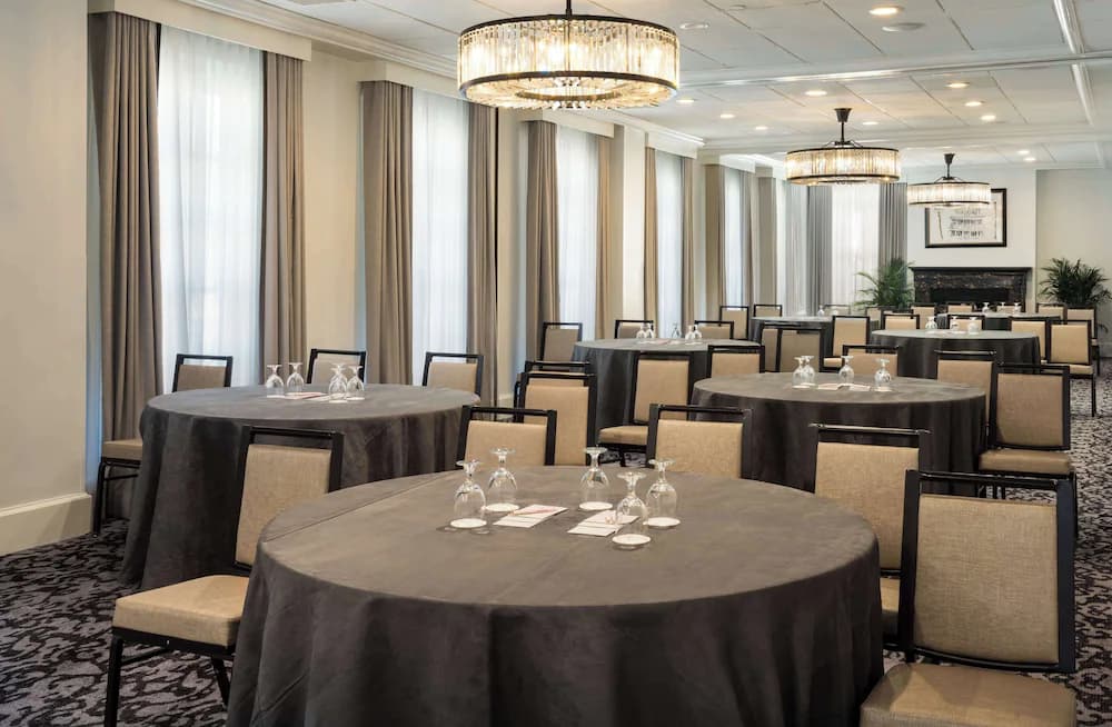 Meeting facility