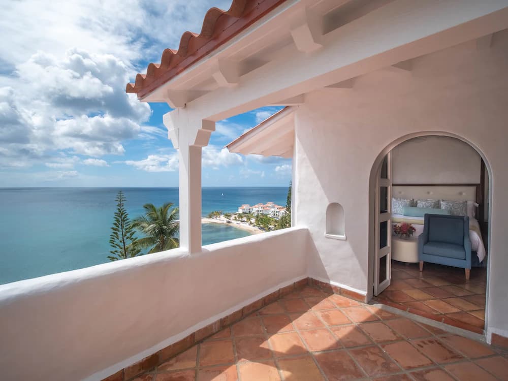 Beach/ocean view