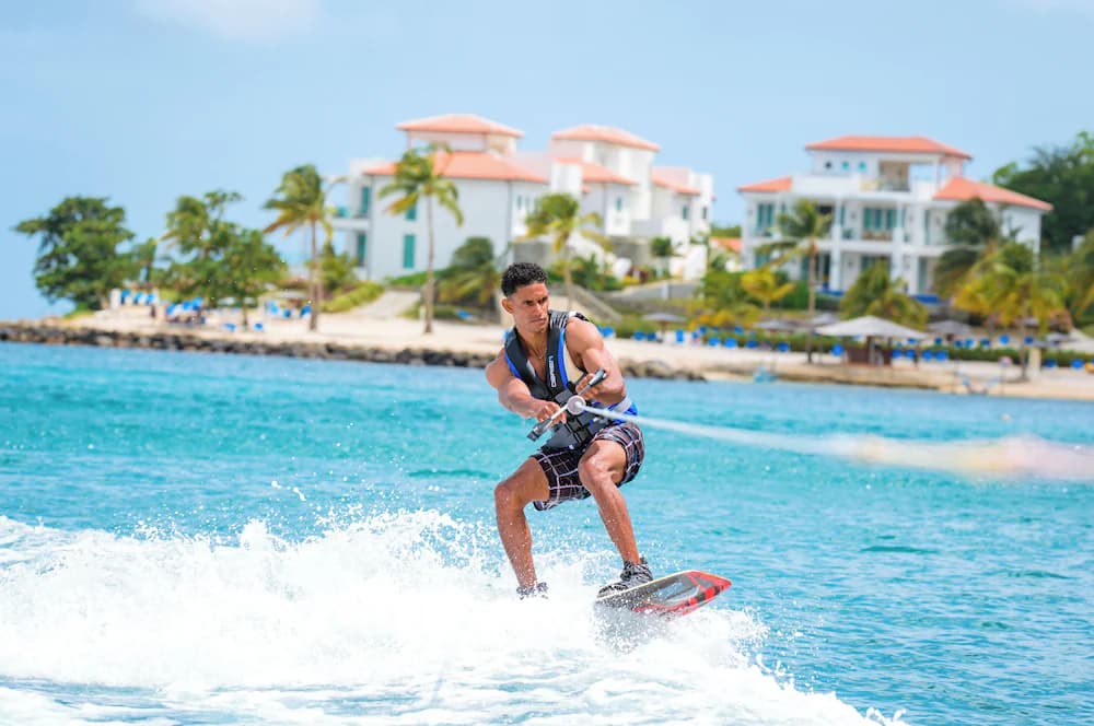 Surfing/boogie boarding