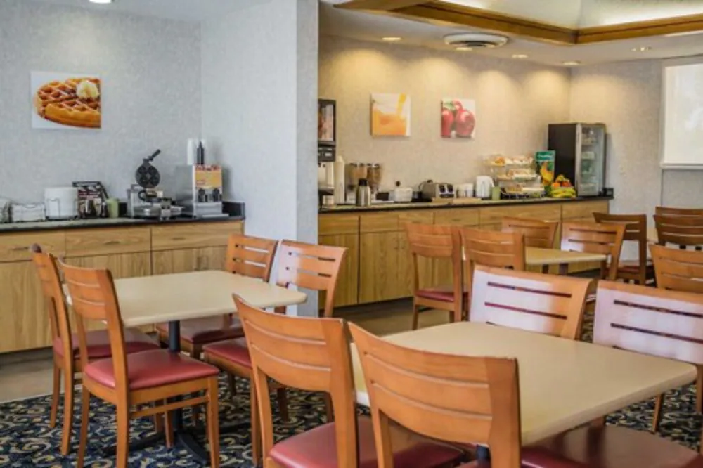 Breakfast area