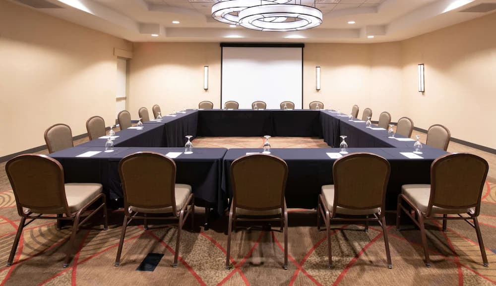 Meeting facility