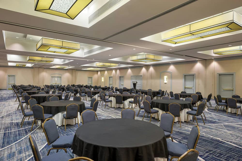 Meeting facility