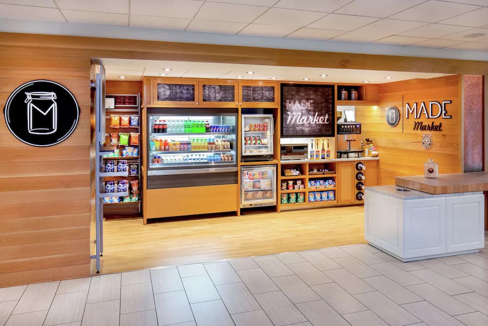 Snack bar