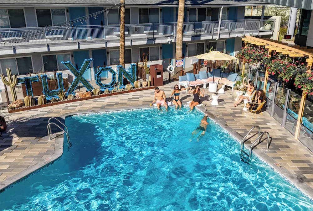 Pool