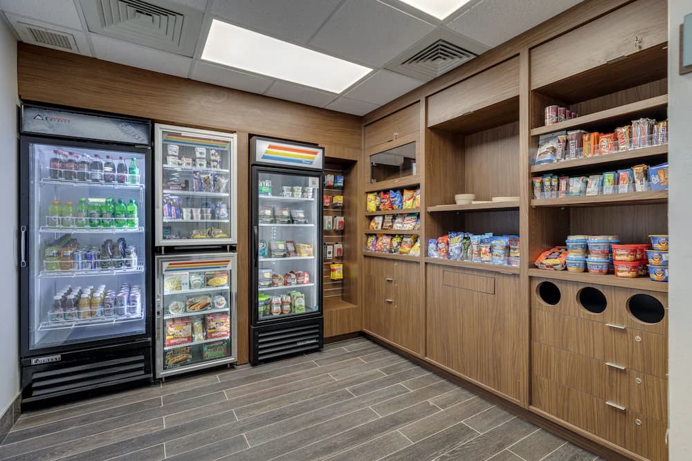 Snack bar
