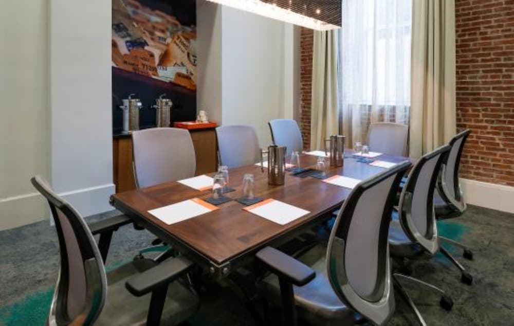 Meeting facility