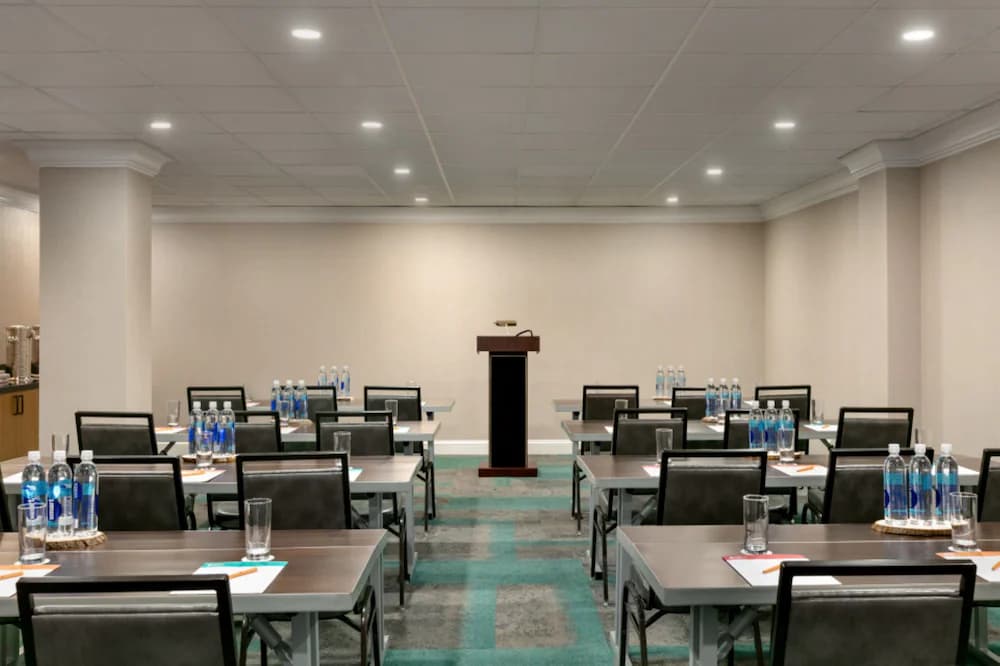 Meeting facility