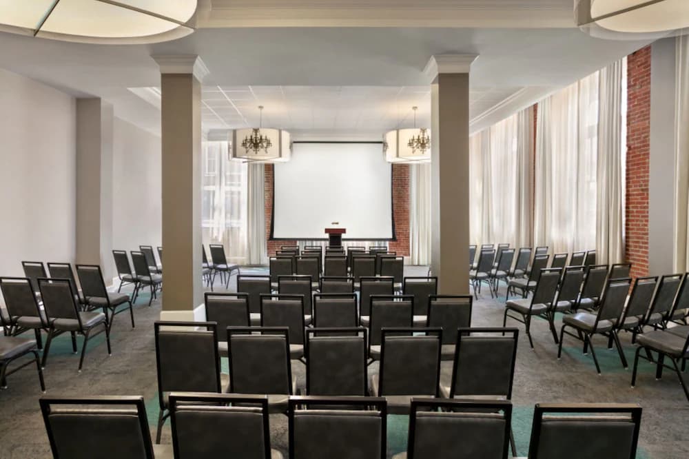 Meeting facility