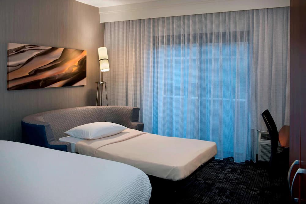 Room amenity
