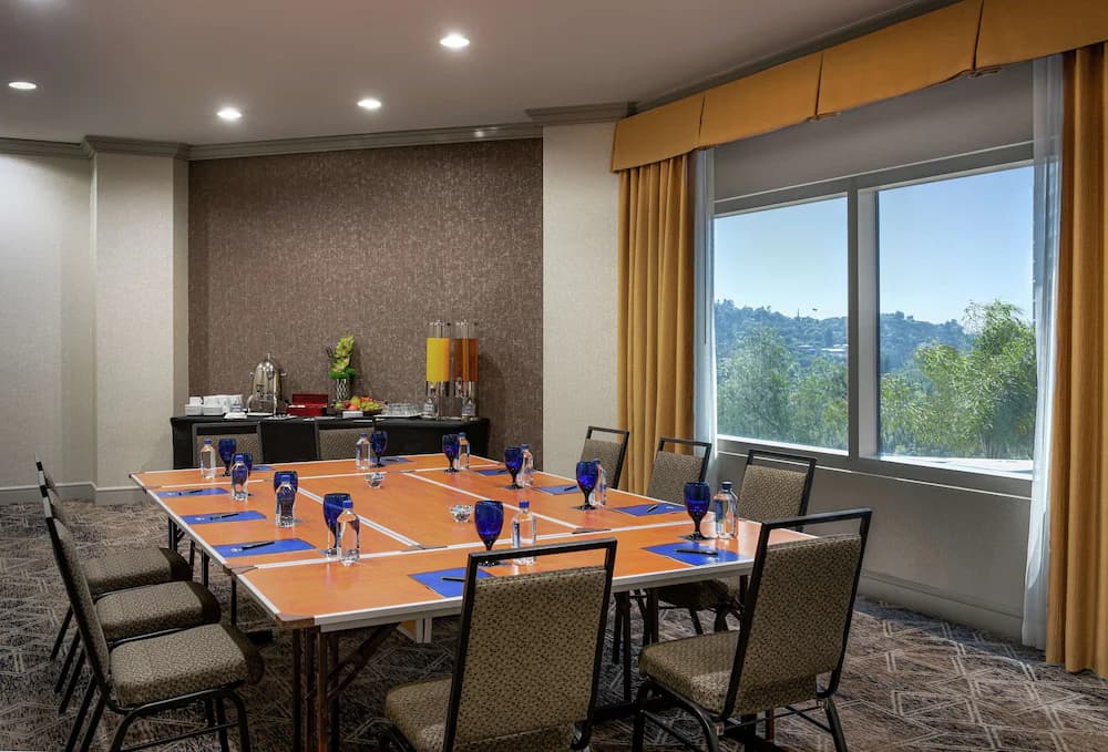 Meeting facility