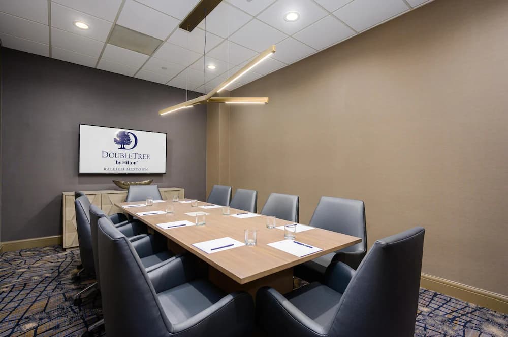 Meeting facility
