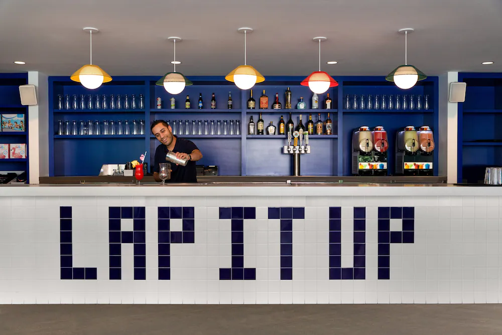 Poolside bar