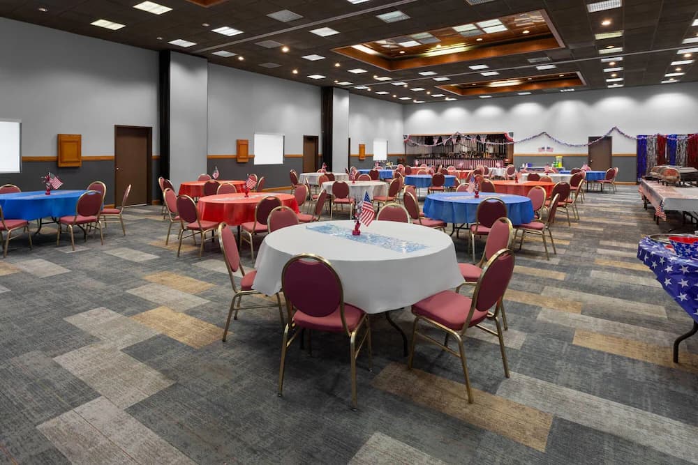 Meeting facility