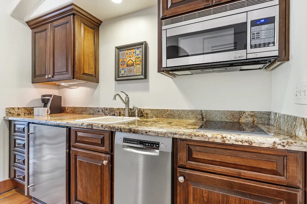 Private kitchenette