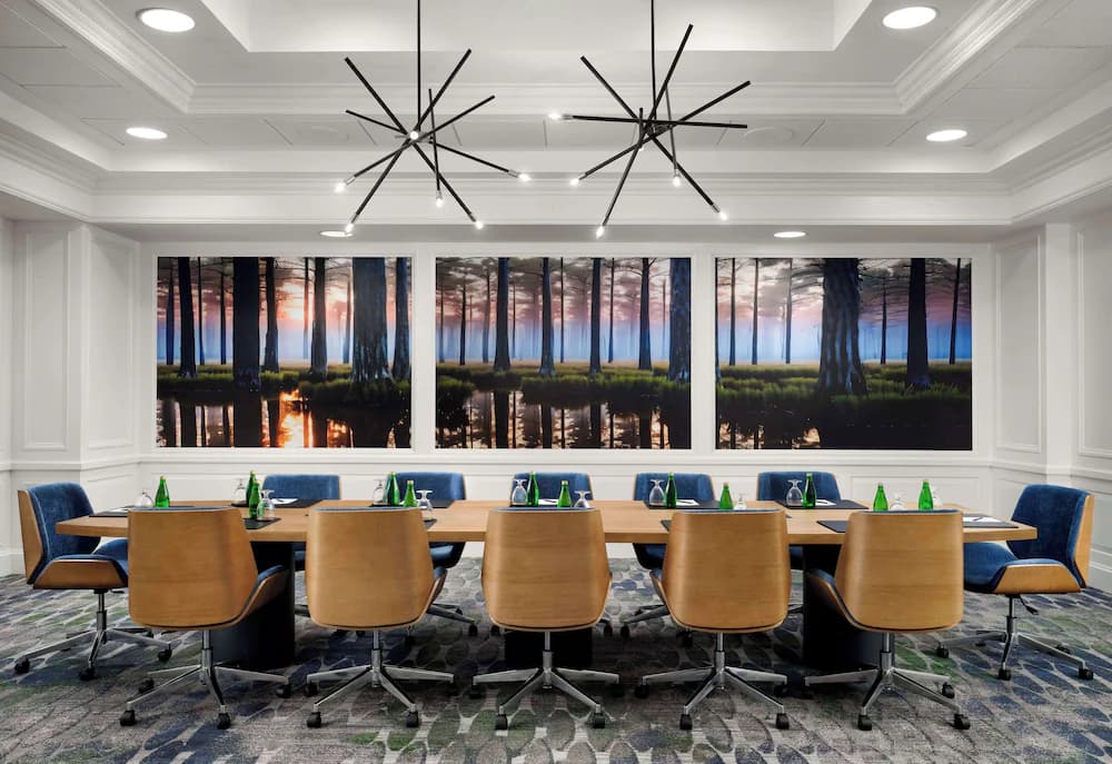 Meeting facility