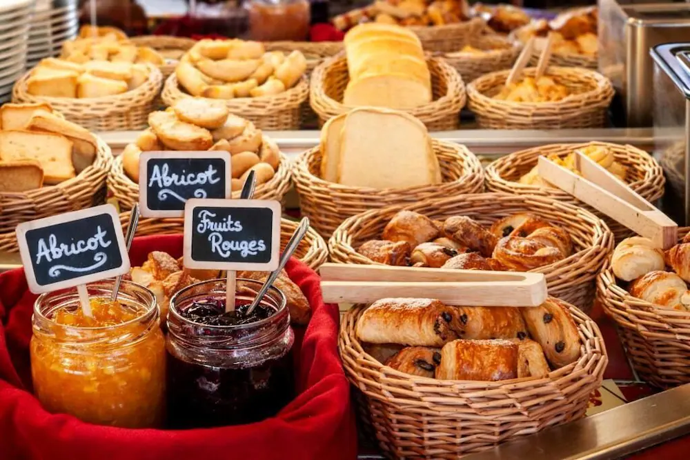 Breakfast buffet