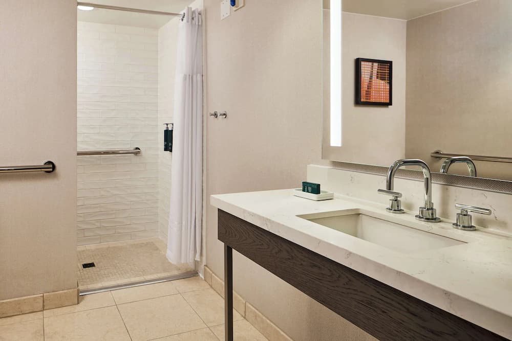 Bathroom shower