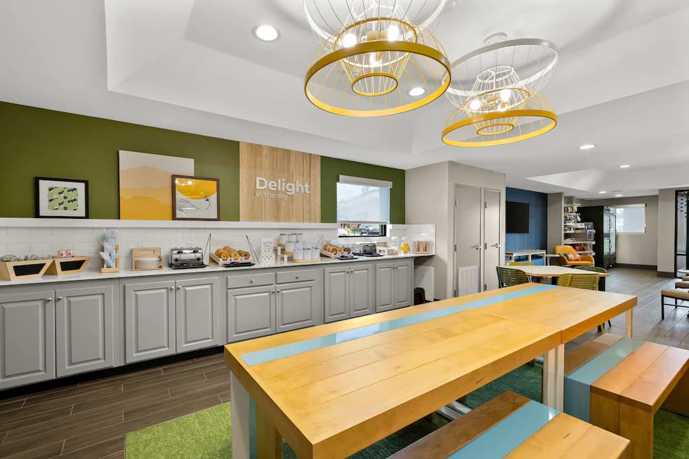 Breakfast area