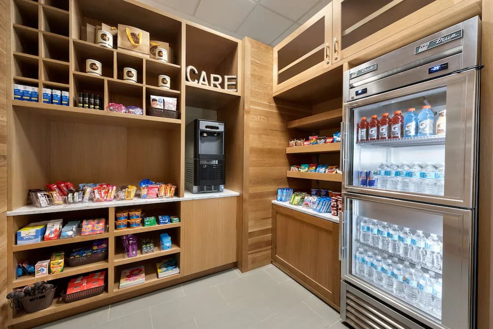 Snack bar