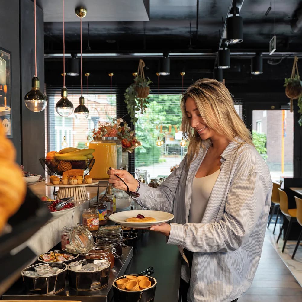 Breakfast buffet