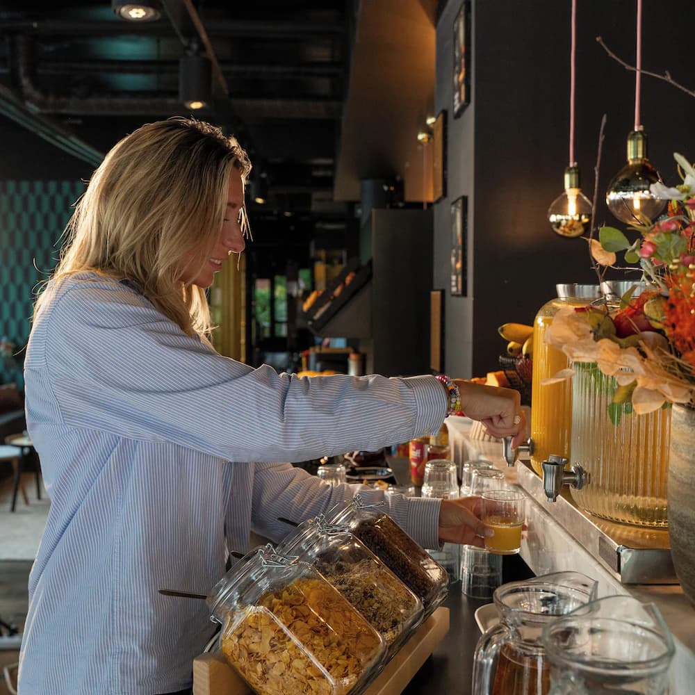 Breakfast buffet