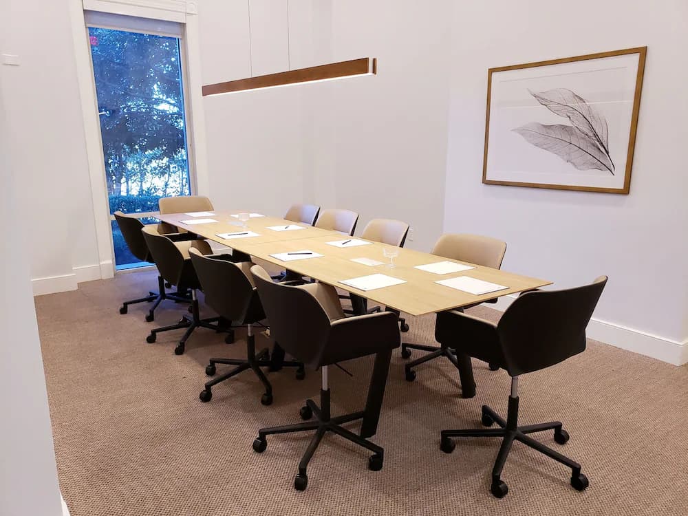 Meeting facility