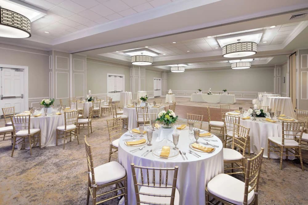 Meeting facility