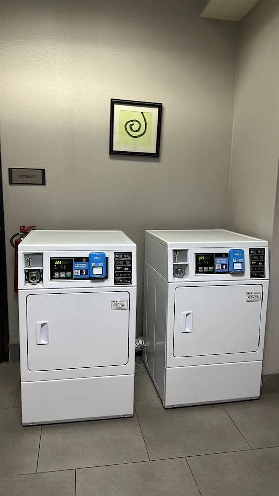 ATM/banking on site