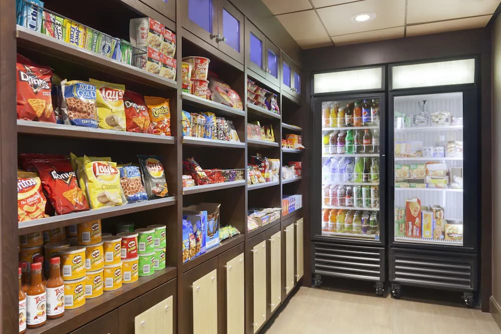 Snack bar