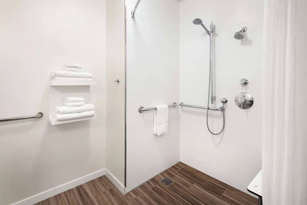 Bathroom shower