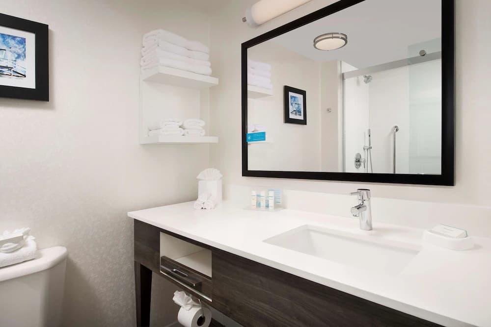 Bathroom shower