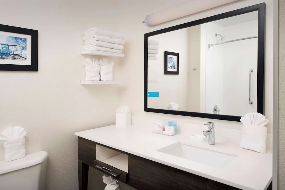 Bathroom shower