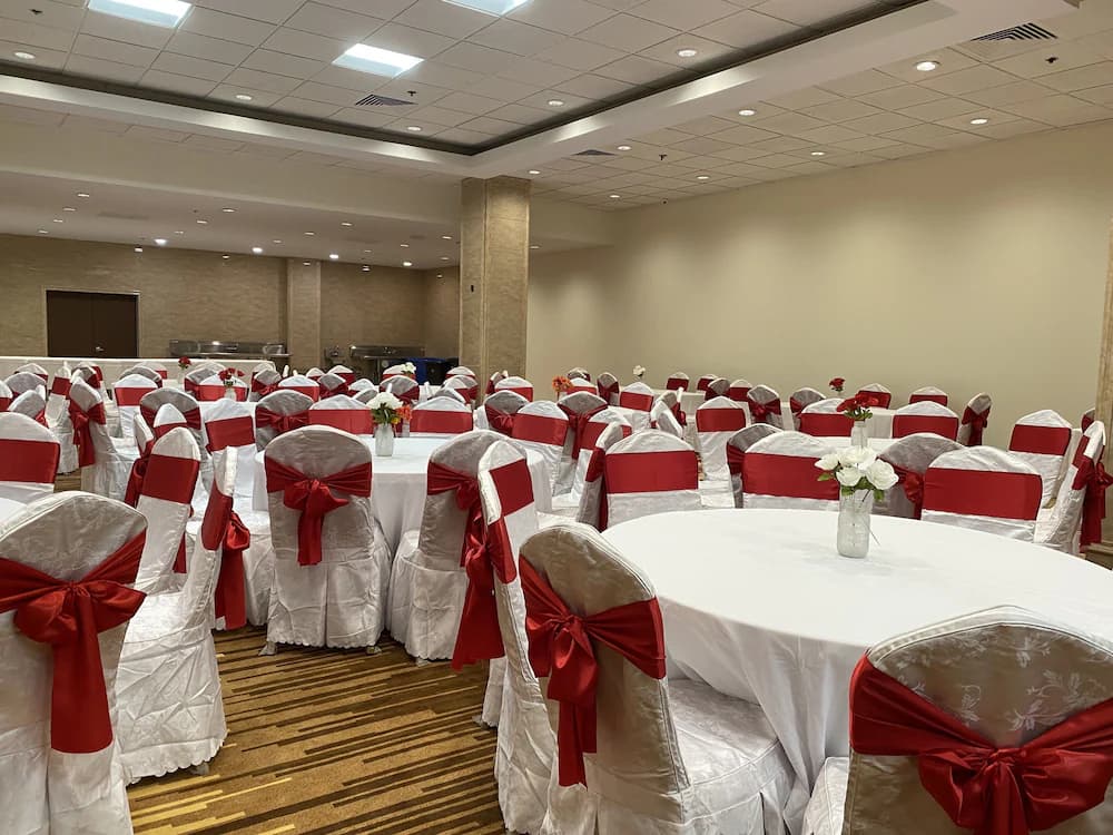 Banquet hall
